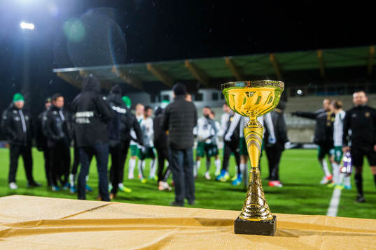 SM-pokalen väntar på att få delas ut