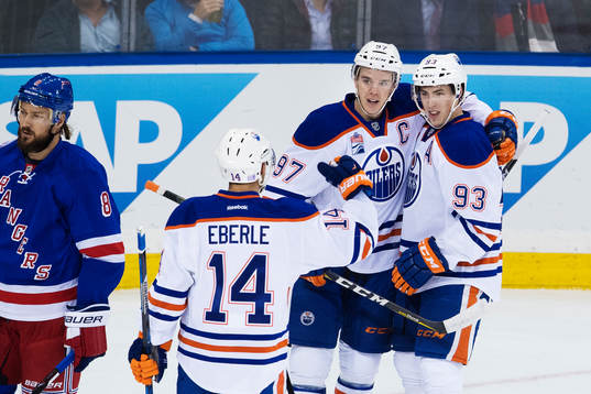 Edmontons Jordan Eberle, Connor McDavid och Ryan