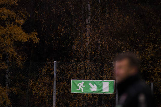 I förgrunden syns Trollhättans Jörgen Eriksson och bakom