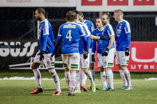 Trelleborgs Zoran Jovanovic har gjort 0-1 och jublar med