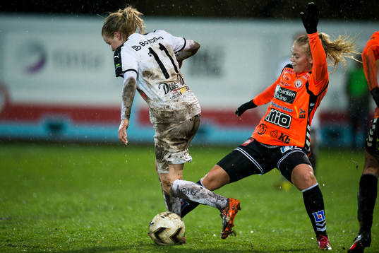 Kristianstads Lisa Karlsson och Umeås Jenny Hjohlman