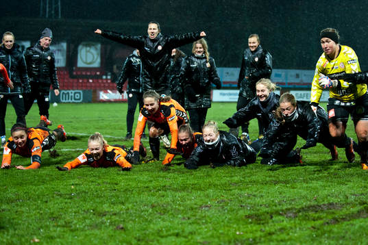 Kristianstads spelare jublar