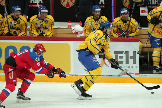 Valery Nichushkin, RUS (L) and  Dennis Everberg, SWE