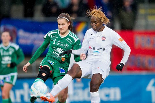 Mallbackens Sarah Bergmanoch Rosengårds Gaëlle Enganamouit