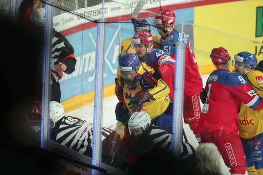 Fredrik Pettersson, SWE and Valery Nichushkin, RUS
