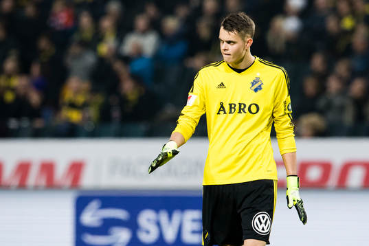 s målvakt Oscar Linnér