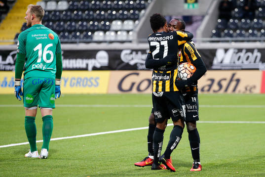 Häckens Nasiru Mohammed kramar om John Owoeri