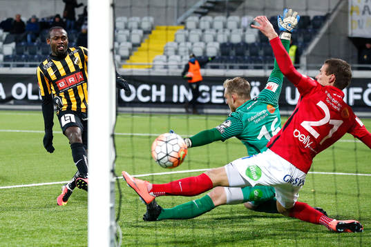 Häckens John Owoeri gör 5-0