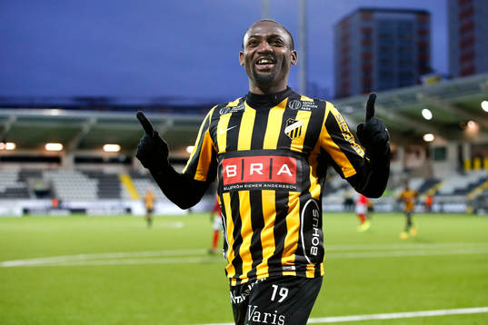 Häckens John Owoeri jublar