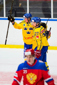 Sveriges Jonathan Davidsson gör 6-3 och jublar med