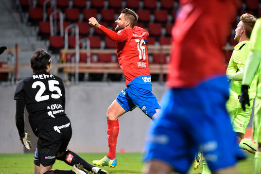 Helsingborgs Mikael Dahlberg  jublar