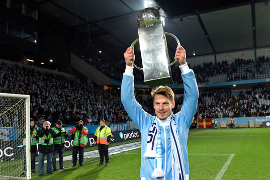 Malmö FFs Markus Rosenberg jublar för SM-guldet med