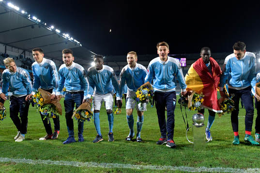 Malmö FFs spelare jublar för SM-guldet