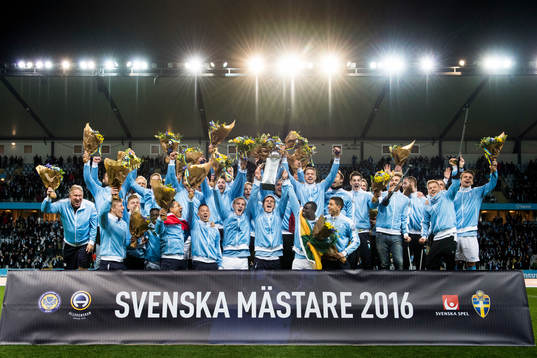 Malmö FFs spelare jublar