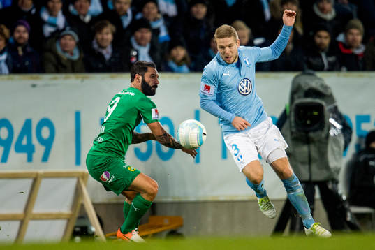 Hammarbys Stefan Batan och Malmö FFs Anton Tinnerholm