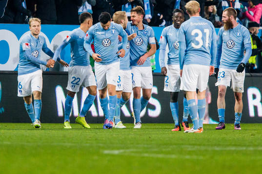 Malmö FFs Anton Tinnerholm och Markus Rosenberg jublar