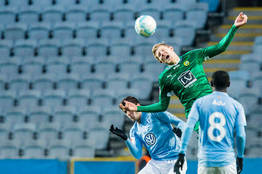 Hammarbys Erik Israelsson nickar