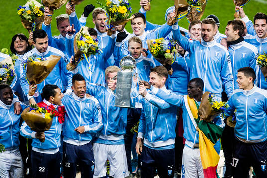 Malmö FFs spelare jublar