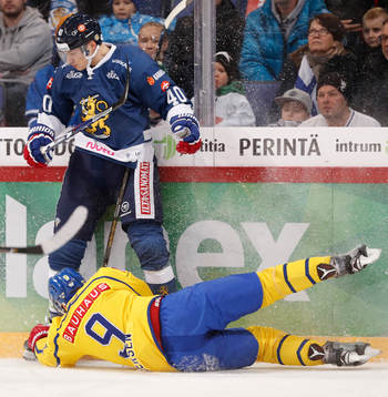 Finland¥s Jarno Koskiranta and Sweden¥s Niclas AndersÈn