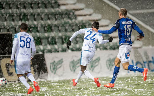 Djurgårdens Philana Tinotenda Kadewere gör 2-4 målet