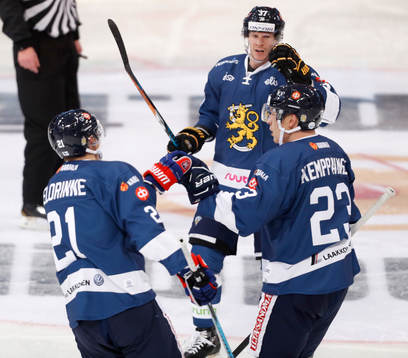 Finland¥s Aleksi Elorinne, Finland¥s Mika Pyörälä and