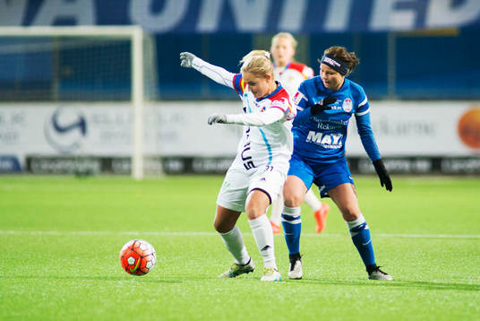 Hovås Billdals Ella Wallfur Skiljic och Eskilstunas Ida