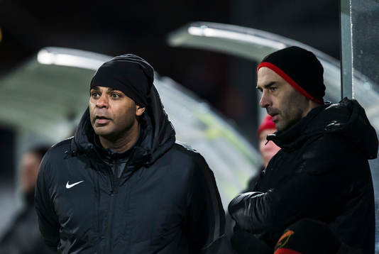 Vasalunds tränare Pascal Simpson och assisterande tränare