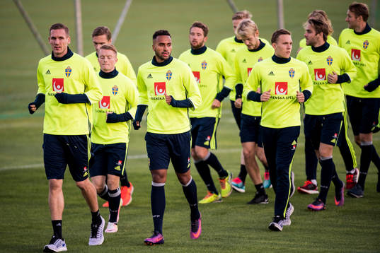 Målvakt Robin Olsen, Sam Larsson, Isaac Kiese Thelin,