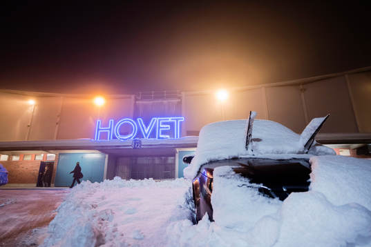 Snö utanför Hovet