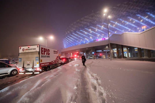 Snökaos utanför Tele2 arena