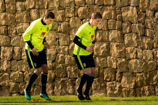 Victor Nilsson Lindelöf och Emil Krafth