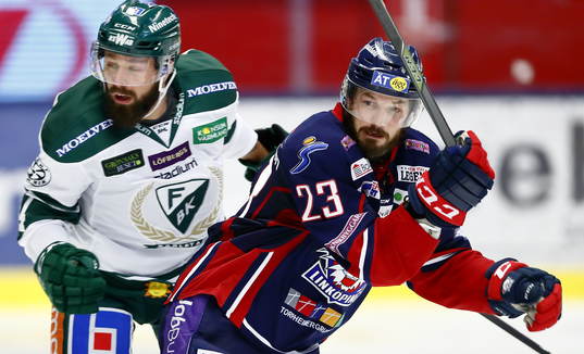 Färjestads Milan Gulas och Linköpings Niklas Persson