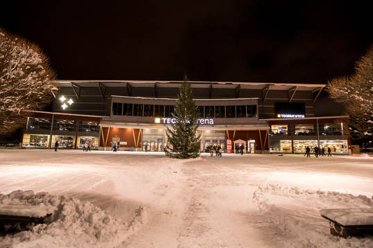 Tegera Arena exteriör innan ishockeymatchen i SHL mellan