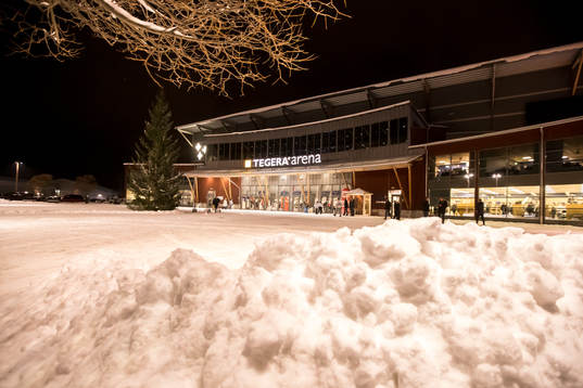 Tegera Arena exteriör innan ishockeymatchen i SHL mellan