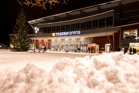 Tegera Arena exteriör innan ishockeymatchen i SHL mellan