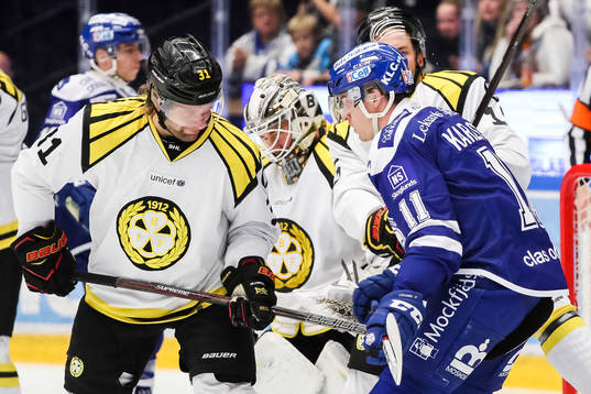 Brynäs Jonathan Granström med misstänkt spearing på