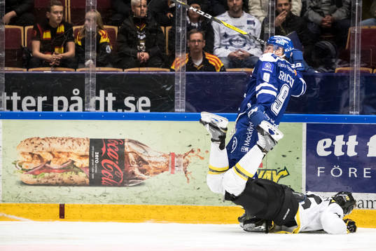Leksands Lukas Ericsson Brynäs Simon Bertilsson  i