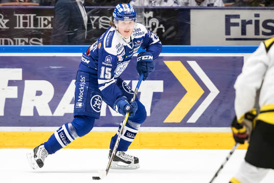 Leksands Johan Porsberger  i ishockeymatchen i SHL mellan