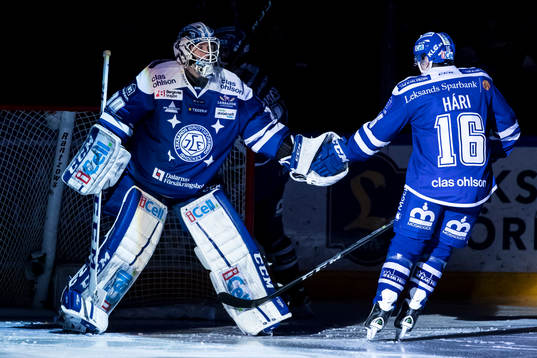 Leksands målvakt Henrik Haukeland János Hári  i
