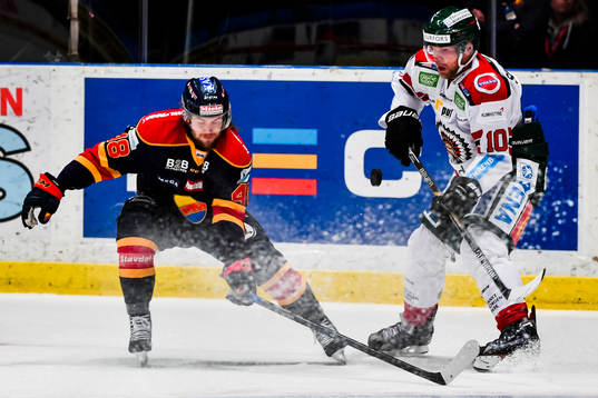 Djurgårdens Mikko Kousa och Frölundas Sean Bergenheim