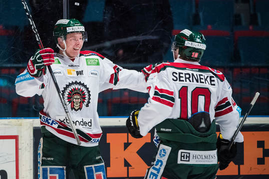 Frölundas Christoffer Ehn och Sean Bergenheim jublar