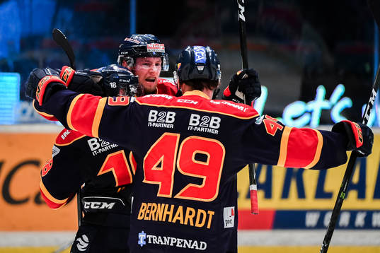 Djurgårdens Juuso Ikonen, David Bernhardt och Calle