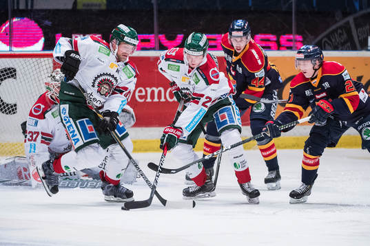 Frölundas Sean Bergenheim och Christoffer Ehn mot