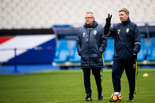 Förbundskapten Janne Andersson och assisterande