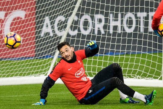 Frankrikes målvakt Hugo Lloris