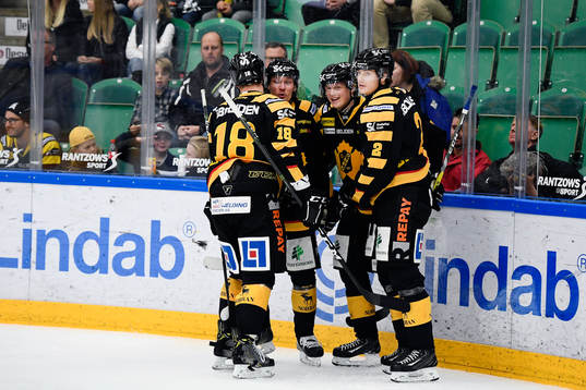 Skellefteås spelare jublar
