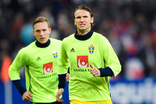 Sveriges Ludwig Augustinsson och Albin Ekdal värmer upp
