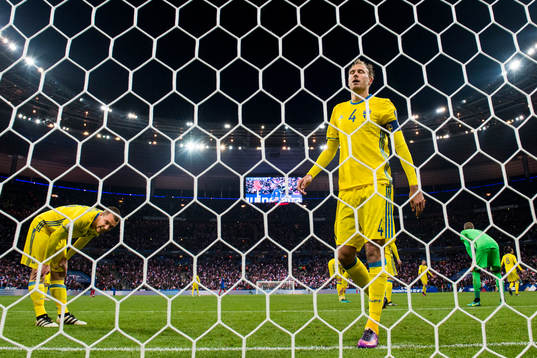 Sveriges Jakob Johansson och Andreas Granqvist deppar