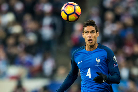 Frankrikes Raphael Varane