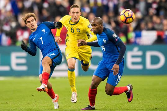 Sveriges Ludwig Augustinsson mot Frankrikes Antoine